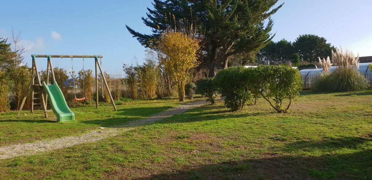 Готель L'Ile De Re Les Trois Moulins Сен-Мартен-де-Ре Екстер'єр фото